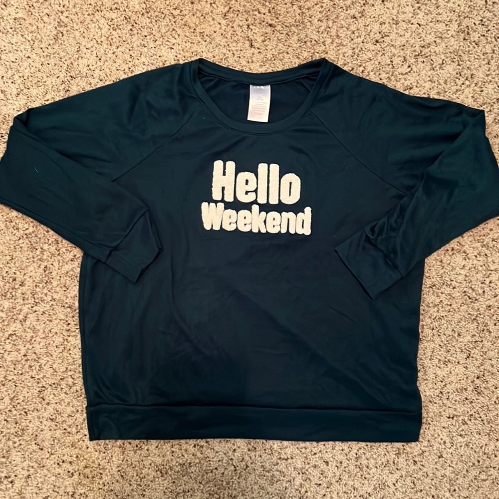 Blue/Green cozy top Kids Size Large (12-14)
